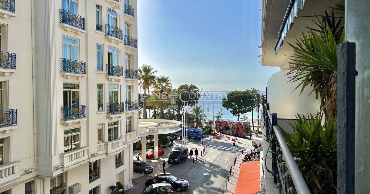 Sale Apartment Facing Martinez Cannes Croisette For sale Provence